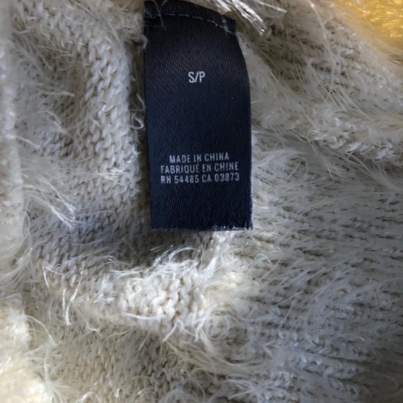 Aerie fuzzy criss-cross backed tank. Cropped. Size small. Cream coloured. - Picture 3 of 4